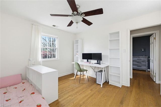 2122 Leeds Lane, Winston-salem, NC 27103