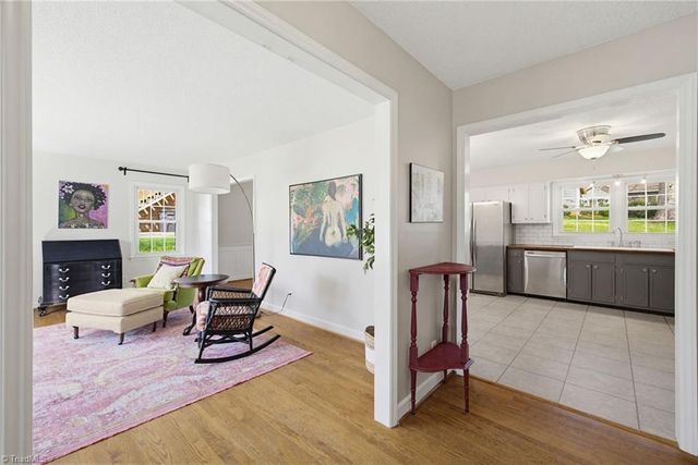 2122 Leeds Lane, Winston-salem, NC 27103