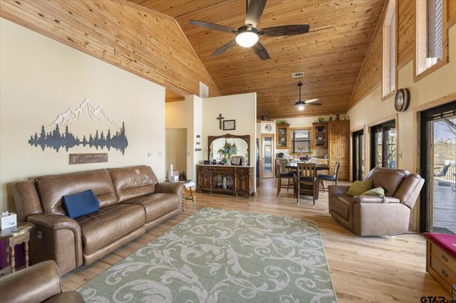 291 PR 7030, Emory, TX 75440