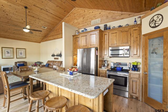 291 PR 7030, Emory, TX 75440