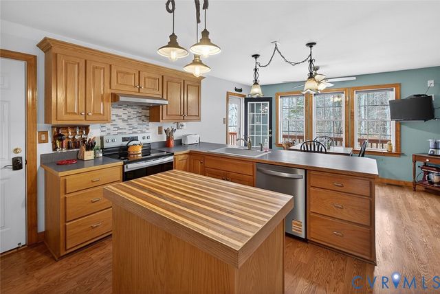 47 Elnor Rd, Bumpass, VA 23024