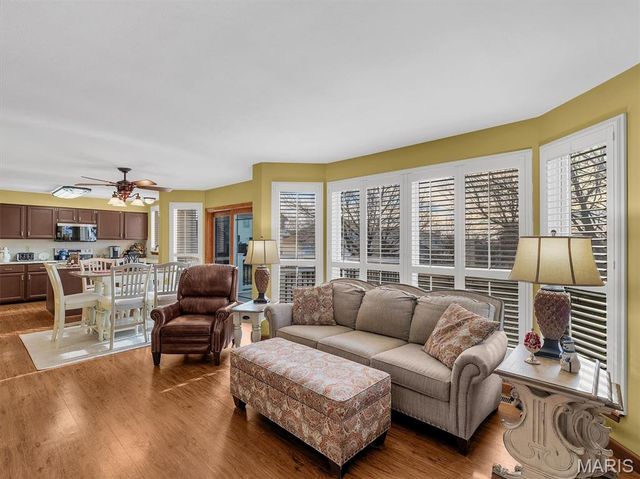 3809 Teton Creek Court, Florissant, MO 63034