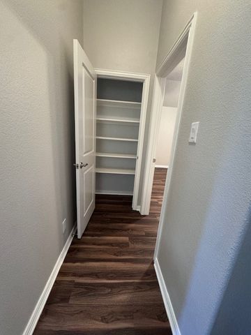2524 Bill Moses Parkway, Farmers Branch, TX 75234