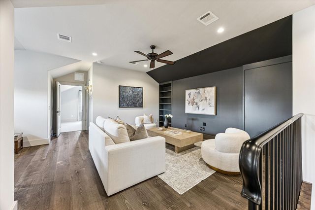 3402 Banbury Place, Houston, TX 77027
