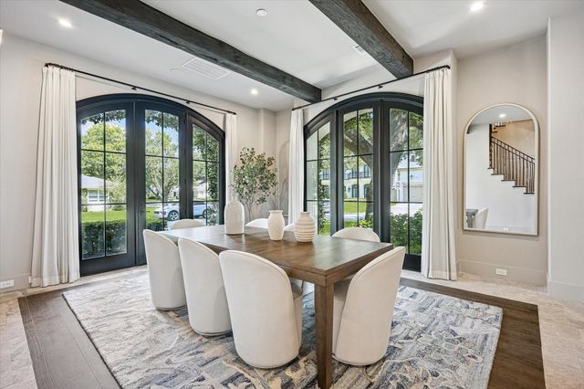 3402 Banbury Place, Houston, TX 77027