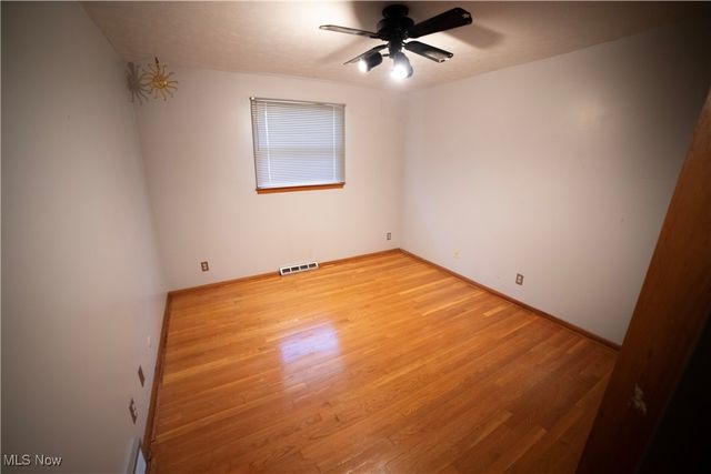 595 Jefferson Drive, Highland Heights, OH 44143