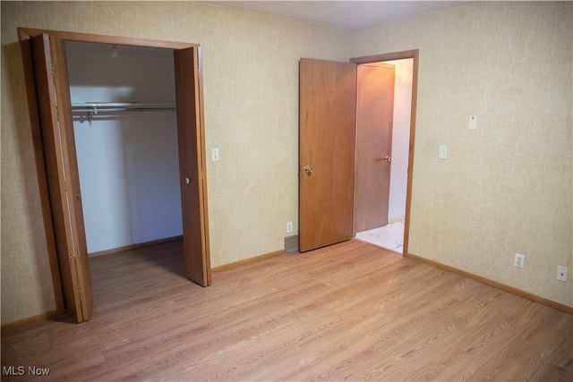 595 Jefferson Drive, Highland Heights, OH 44143