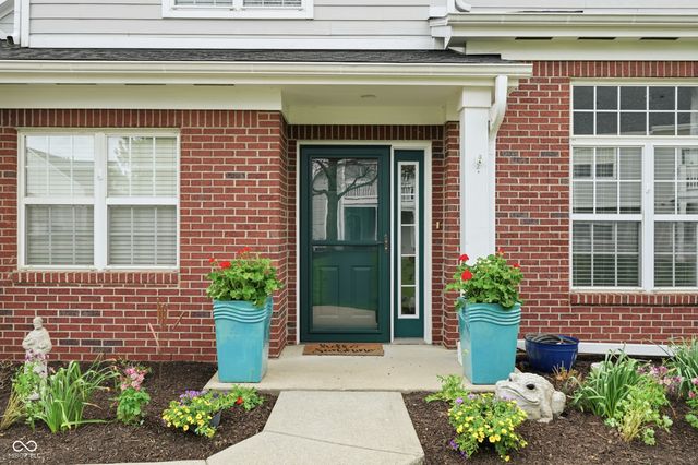 9550 Fireside Lane, Fishers, IN 46038