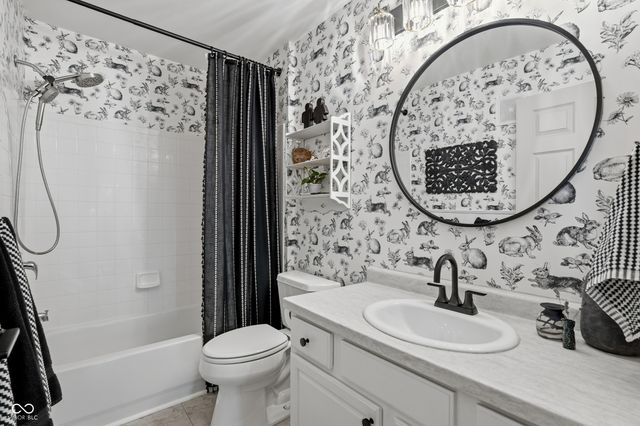 9550 Fireside Lane, Fishers, IN 46038