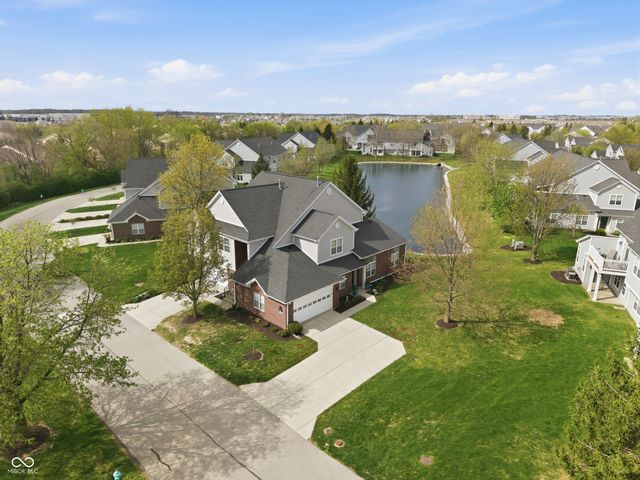 9550 Fireside Lane, Fishers, IN 46038
