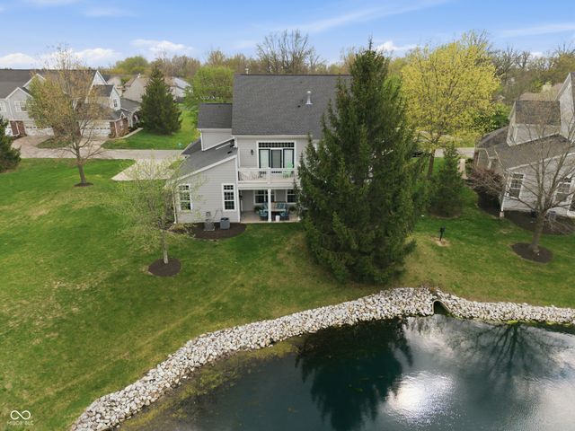 9550 Fireside Lane, Fishers, IN 46038