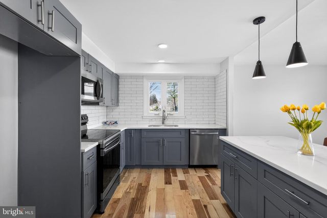 1206 W CHESTER PIKE, West Chester, PA 19382