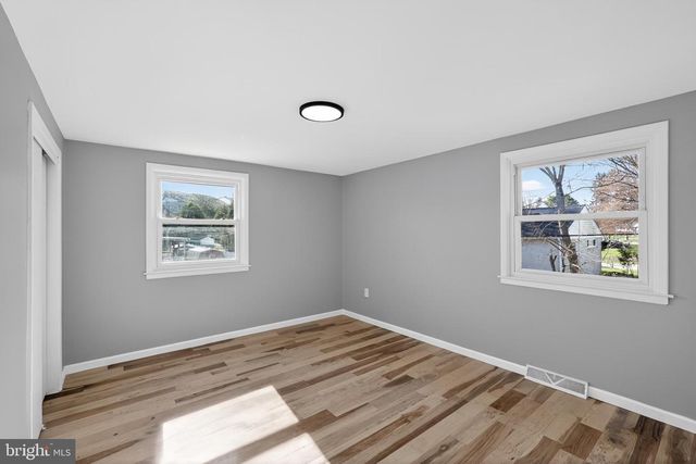 1206 W CHESTER PIKE, West Chester, PA 19382