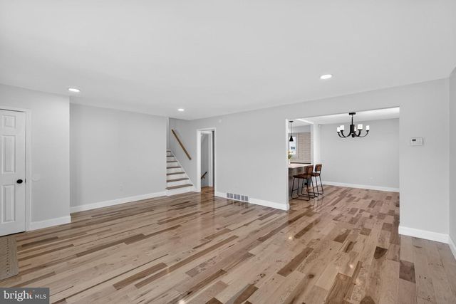 1206 W CHESTER PIKE, West Chester, PA 19382