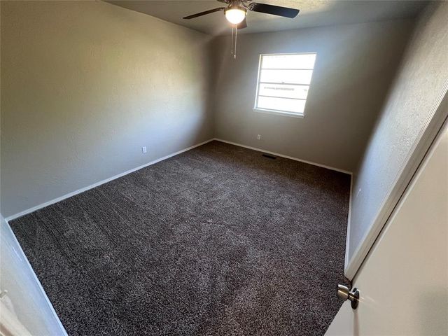 709 Glenmanor Drive, Midwest City, OK 73110