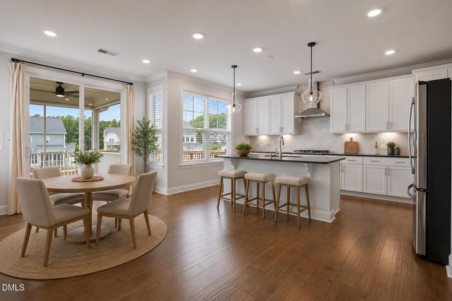 245 N Crest Drive, Chapel Hill, NC 27517