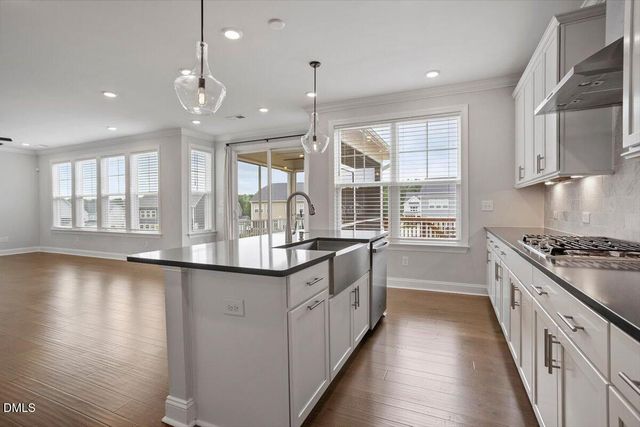 245 N Crest Drive, Chapel Hill, NC 27517