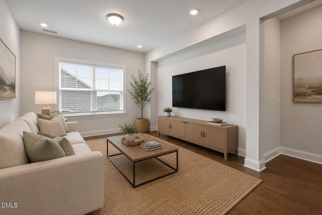 245 N Crest Drive, Chapel Hill, NC 27517