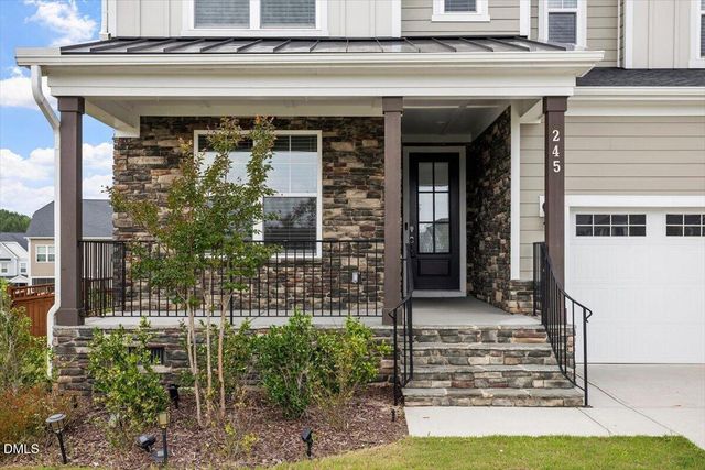 245 N Crest Drive, Chapel Hill, NC 27517
