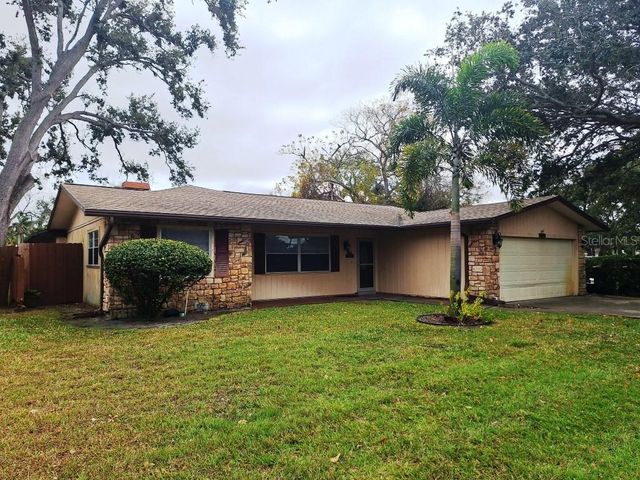 2061 BUTTERNUT CIRCLE W, Clearwater, FL 33763