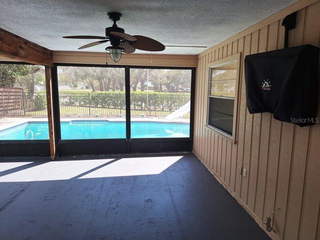 2061 BUTTERNUT CIRCLE W, Clearwater, FL 33763