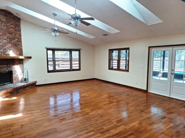 2061 BUTTERNUT CIRCLE W, Clearwater, FL 33763