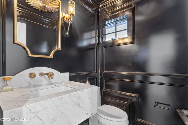 132 Avenue Of Two Rivers, Rumson, NJ 07760