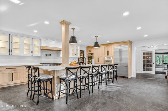 132 Avenue Of Two Rivers, Rumson, NJ 07760