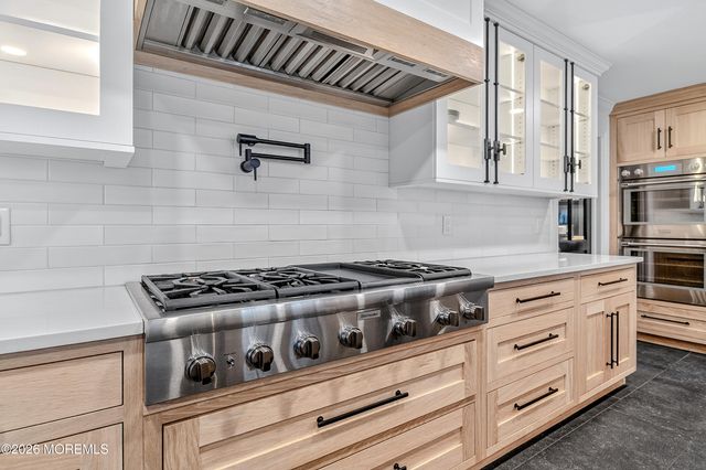 132 Avenue Of Two Rivers, Rumson, NJ 07760