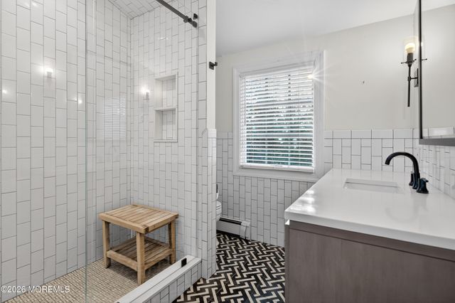 132 Avenue Of Two Rivers, Rumson, NJ 07760