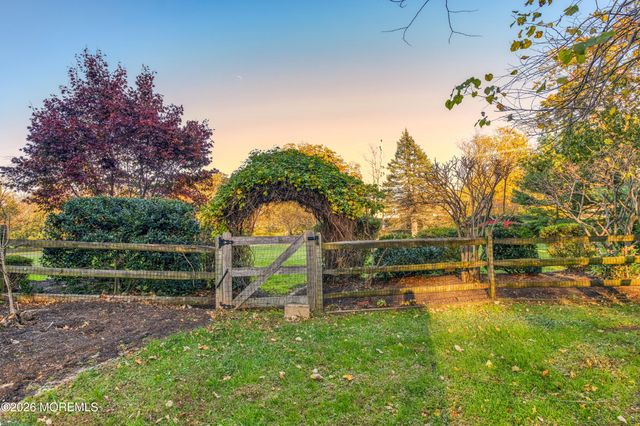 132 Avenue Of Two Rivers, Rumson, NJ 07760