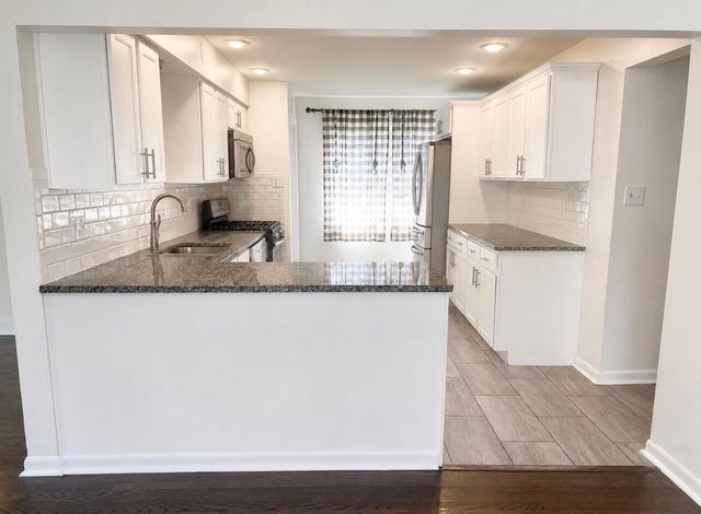 8124 Monroe Avenue, Munster, IN 46321