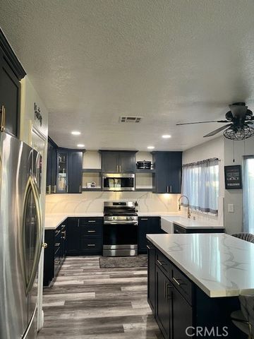 13198 Blue Mesa Court, Victorville, CA 92392