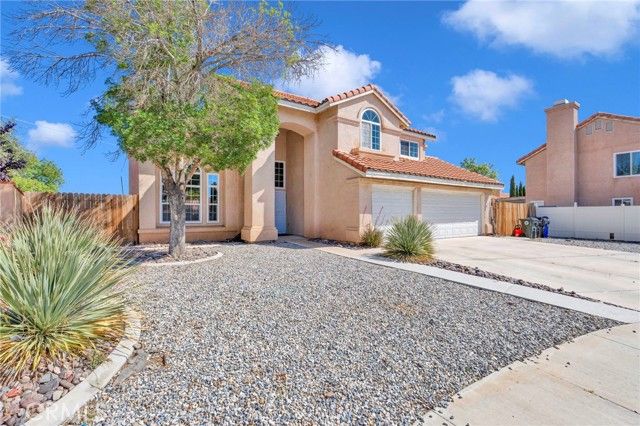 13198 Blue Mesa Court, Victorville, CA 92392