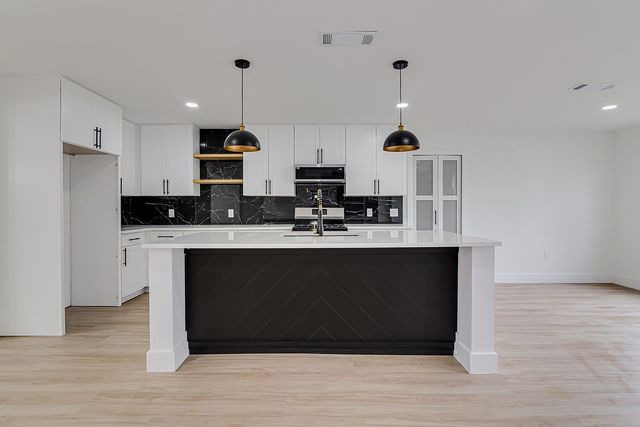 3549 Holder Street, Richland Hills, TX 76118