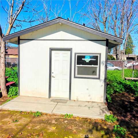 2425 S 10th Street, Fresno, CA 93725