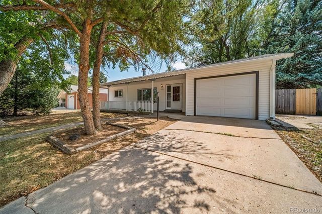 2421 Tamarac Drive, Fort Collins, CO 80521