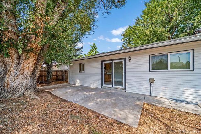 2421 Tamarac Drive, Fort Collins, CO 80521