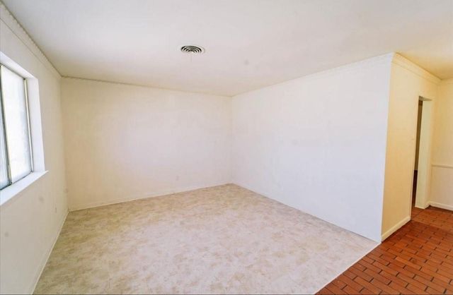 2913 Laredo Drive, Fort Worth, TX 76116