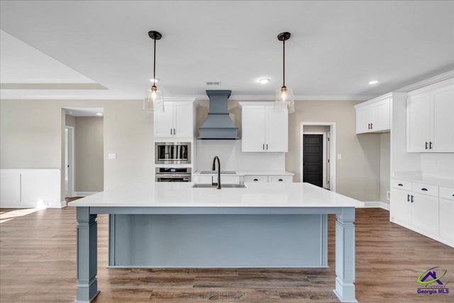 430 Burlington Drive, Macon, GA 31052