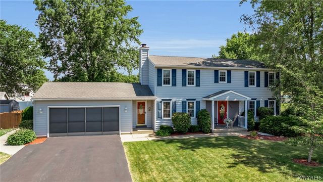 122 Old Orchard Lane, Orchard Park, NY 14127