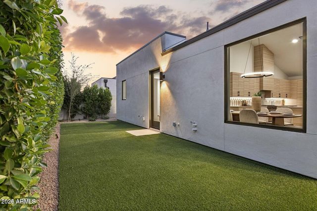 6323 N 10TH Drive, Phoenix, AZ 85013