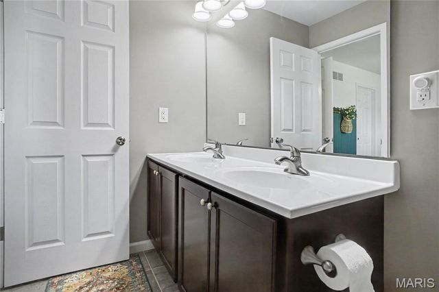 812 Bay Hill Boulevard, Union, MO 63084