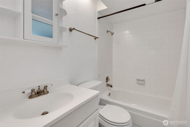 34716 4th Place S, Federal Way, WA 98003