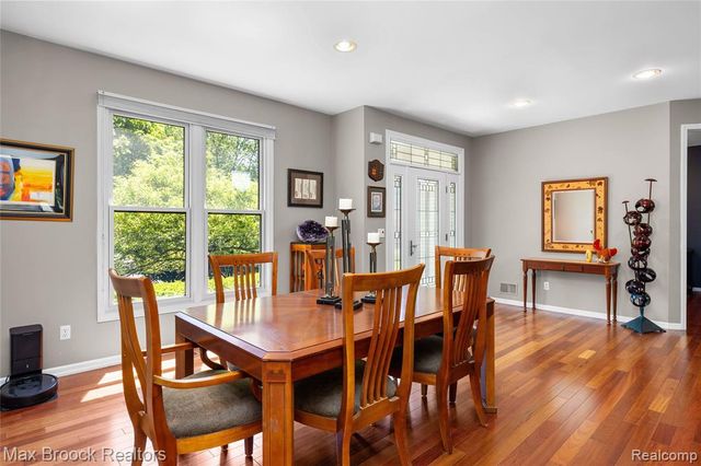 6294 Lindsay Court, West Bloomfield, MI 48324