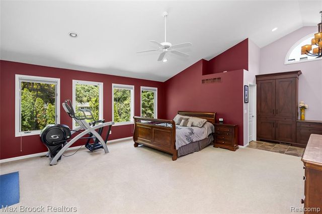 6294 Lindsay Court, West Bloomfield, MI 48324