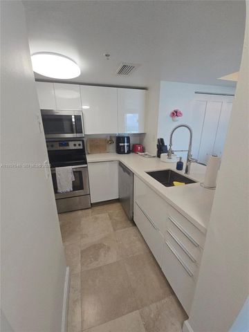 650 West Ave 3006, Miami Beach, FL 33139