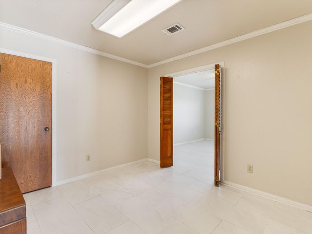 5067 Fm 2668, Bay City, TX 77414
