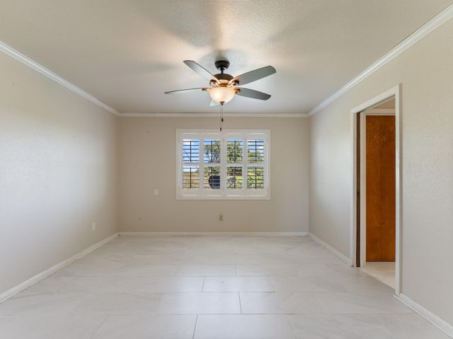 5067 Fm 2668, Bay City, TX 77414