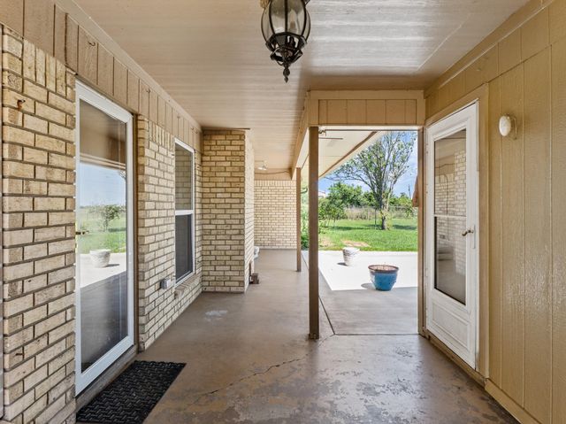 5067 Fm 2668, Bay City, TX 77414